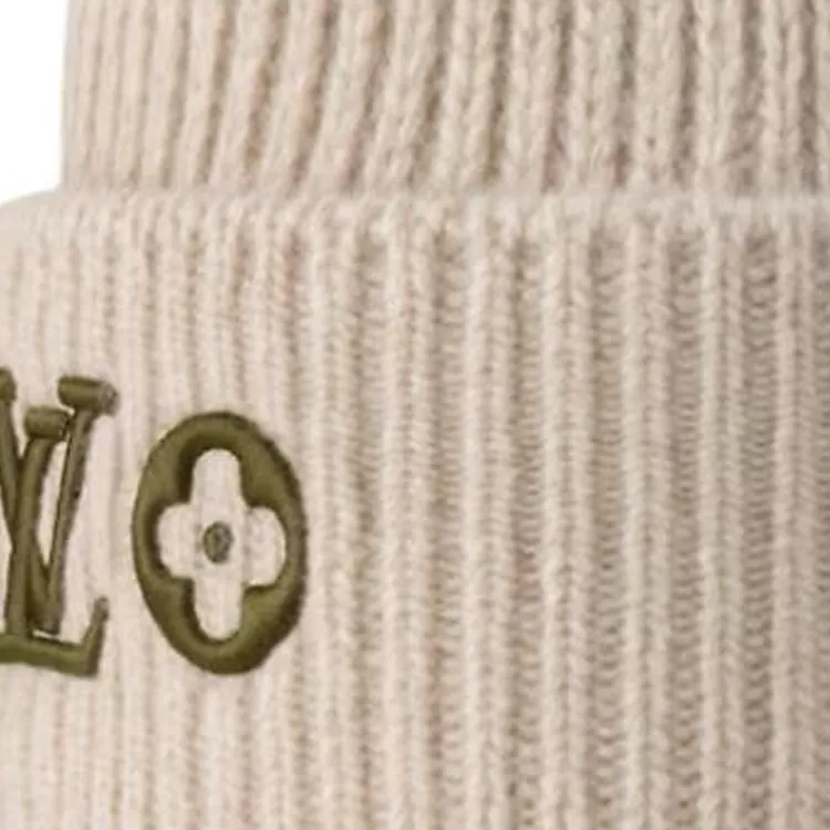 LOUIS VUITTON Sheep Wool Beanies Unisex Brown-2