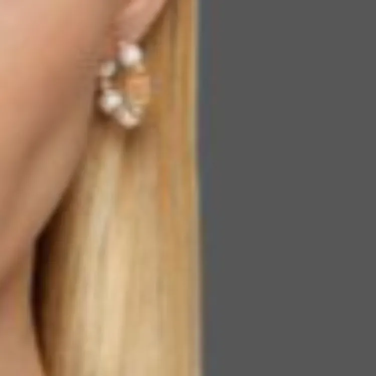 Givenchy 4G Pearl Detailed Earrings-4