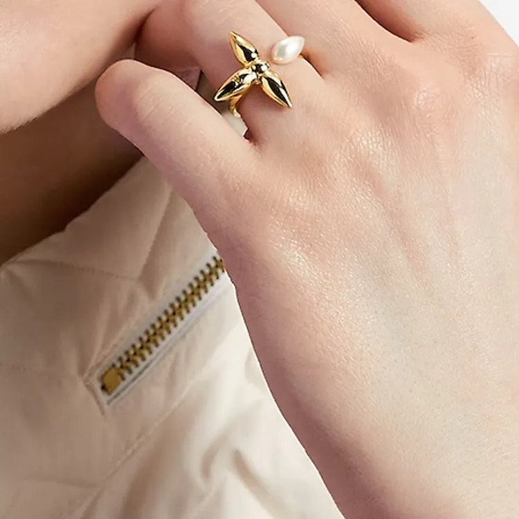LOUIS VUITTON Louisette Ring-2