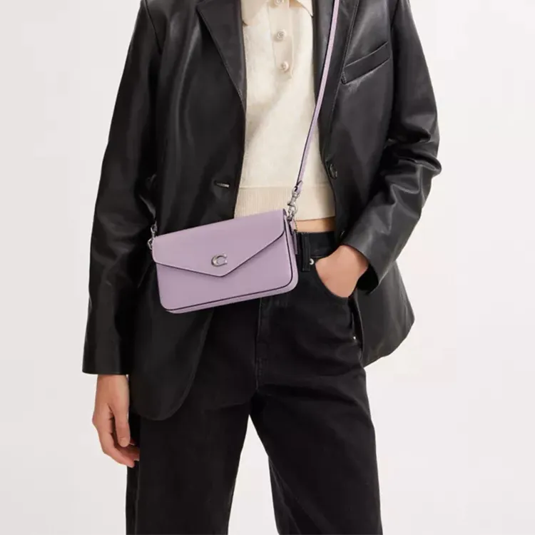 COACH Wyn Grained Leather Envelope Bag Shoulder Bag Crossbody Bag Small Size Women's Light Purple-4