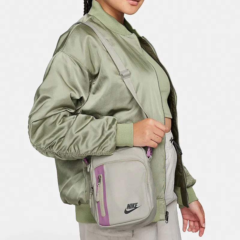 Nike Sabrina Elemental Premium Crossbody Bag 4L-5