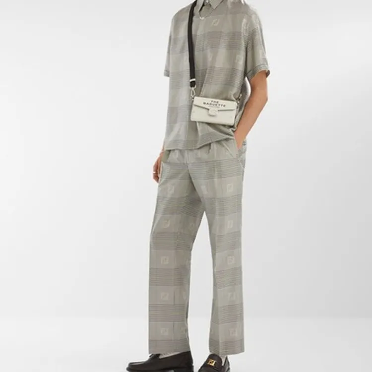 FENDI Marc Jacobs Collaboration Capsule Collection Baguette Calfskin Cell Phone Pouch Shoulder Bag Mini Men's White-5