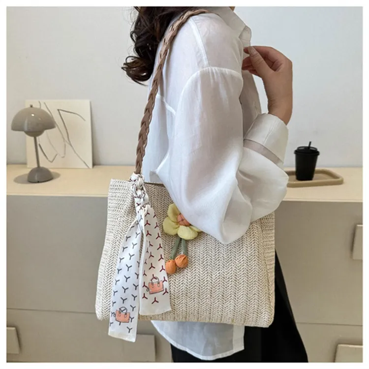 Dusen Kangaroo Fabric Shoulder Bag Regular Women's White/Khaki/Green-7