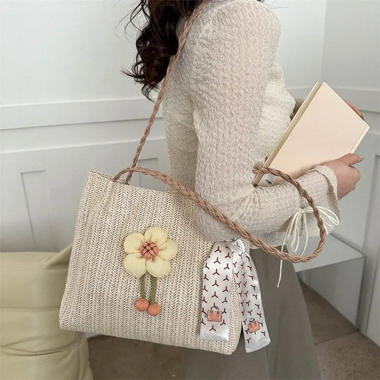 Dusen Kangaroo Fabric Shoulder Bag Regular Women's White/Khaki/Green-8