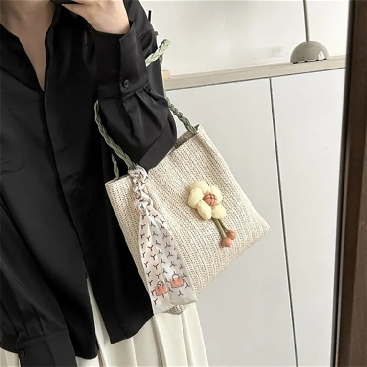 Dusen Kangaroo Fabric Shoulder Bag Regular Women's White/Khaki/Green-12