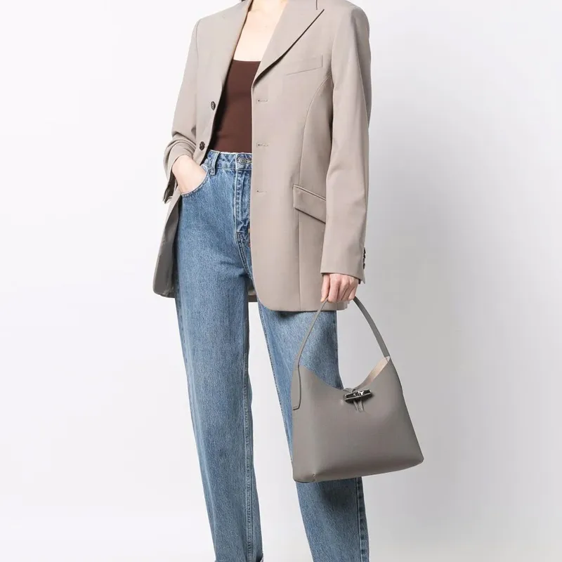 LONGCHAMP Medium Roseau Shoulder Bag-4