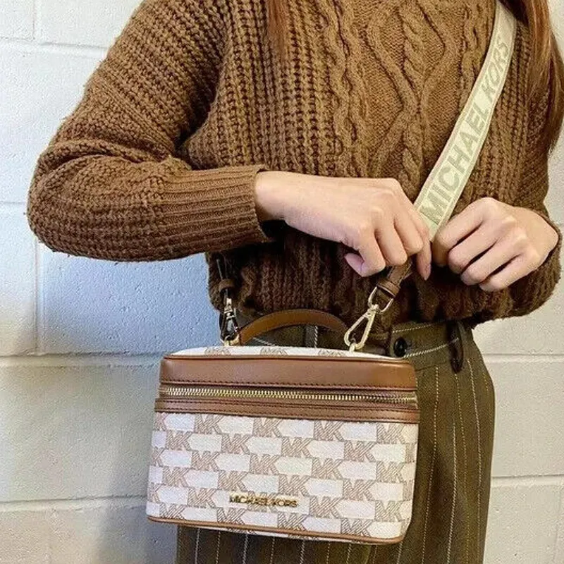 MICHAEL KORS Jet Set Fabric Box Bag, Makeup Bag, Handbag, Shoulder Bag, Crossbody Bag Regular Women's Brown-5