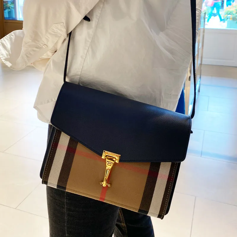 Burberry Canvas Camera Bag, Messenger Bag, Shoulder Bag, Crossbody Bag Regular Women's Blue-5