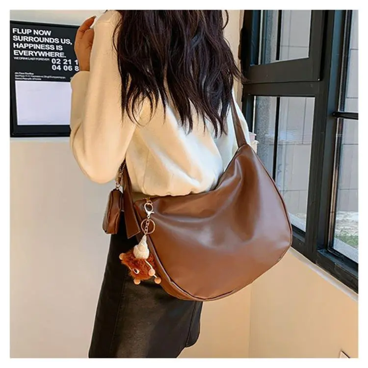 Dusen Kangaroo PU Shoulder Bag Women's Black/Brown/Ecru/Khaki-8