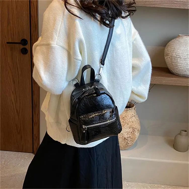 SUPERCUTE PU Travel Bag Small Backpack Regular Women's Silver/Black-5