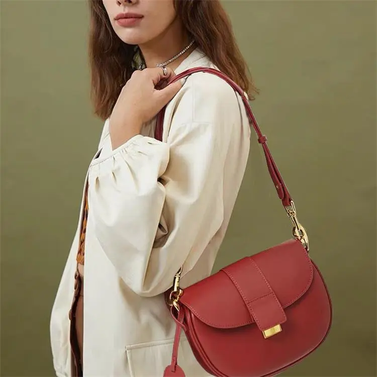 SAFIYA Shoulder Bags-7