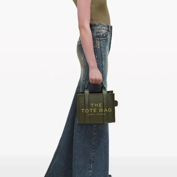 MARC JACOBS The Small Leather Tote Bag-3