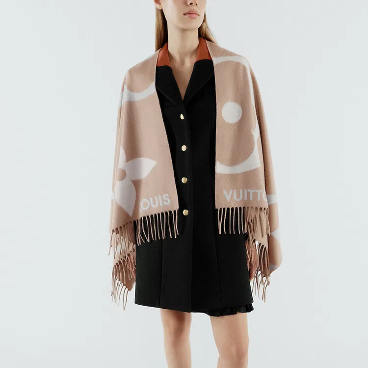 LOUIS VUITTON Ultimate Scarf-2