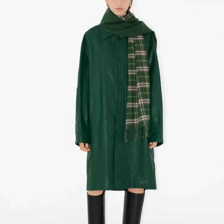Burberry Reversible Vintage Check Cashmere Scarf-4