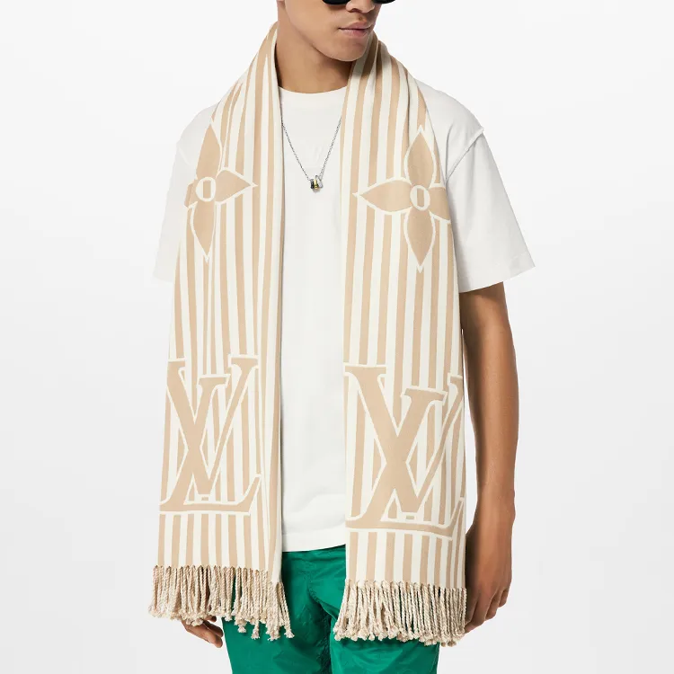LOUIS VUITTON M78813 Lv Graphical Beach Blanket-2