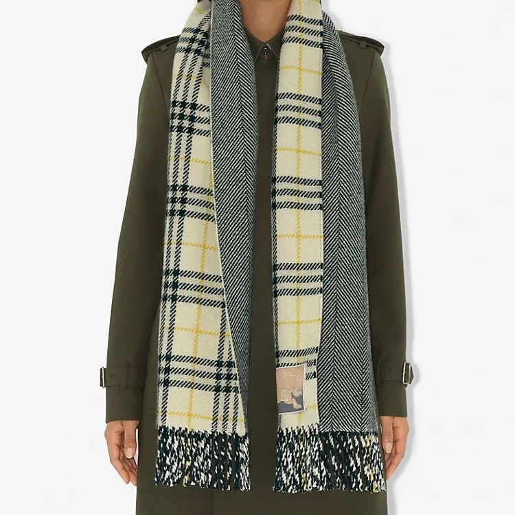 Burberry Checkered Fringed Edge Scarf-2