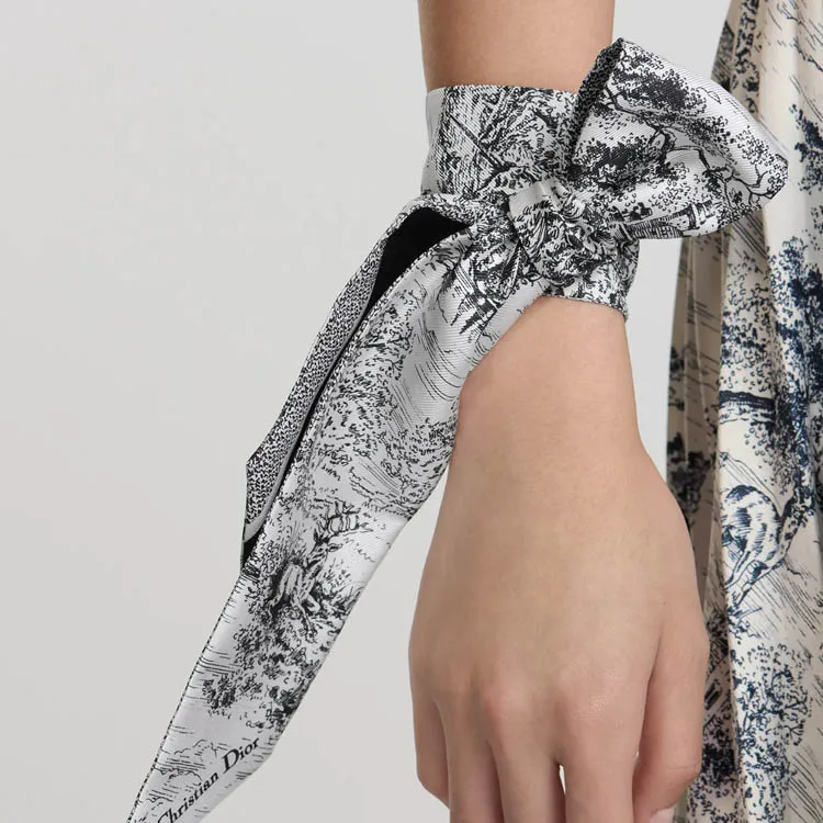 DIOR Mulberry Silk Scarves Women's Marine Blue/White-2