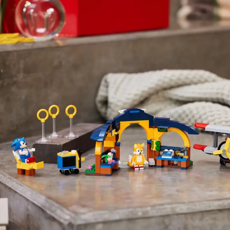LEGO Tails' Workshop And Tornado Plane Building Blocks 76991-3