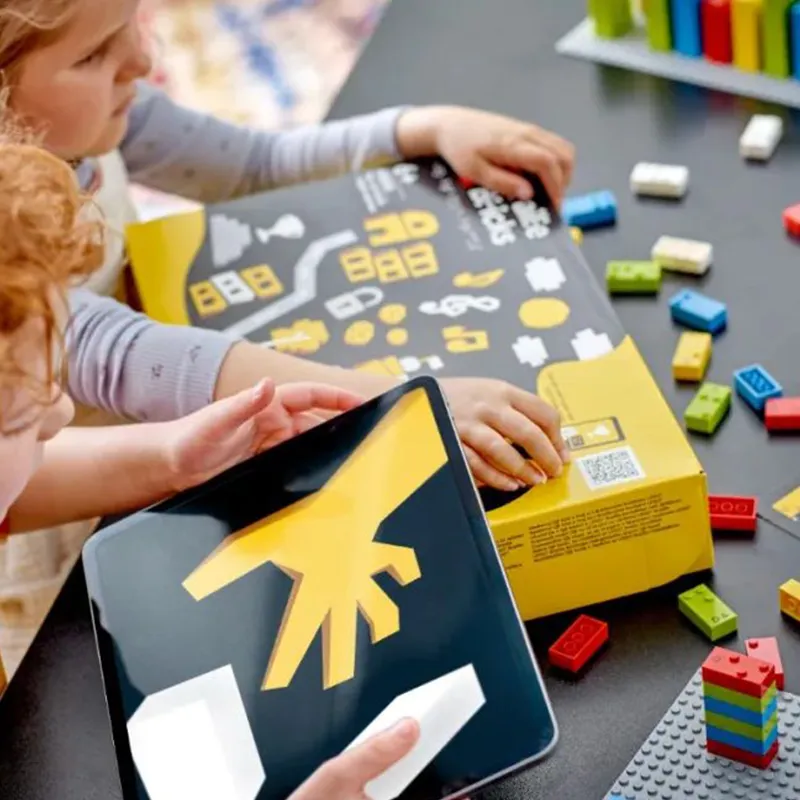 LEGO Play With Braille – English Building Blocks 40656-8