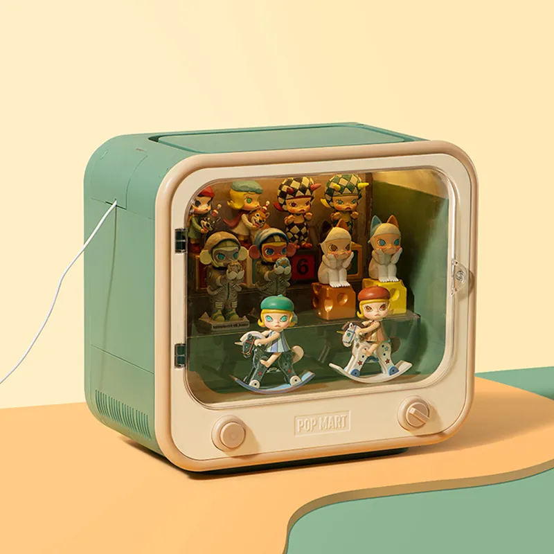 POP MART MOLLY Anniversary Sculpture Classic Return Collection, LED TV Display Case Model Accessories-4