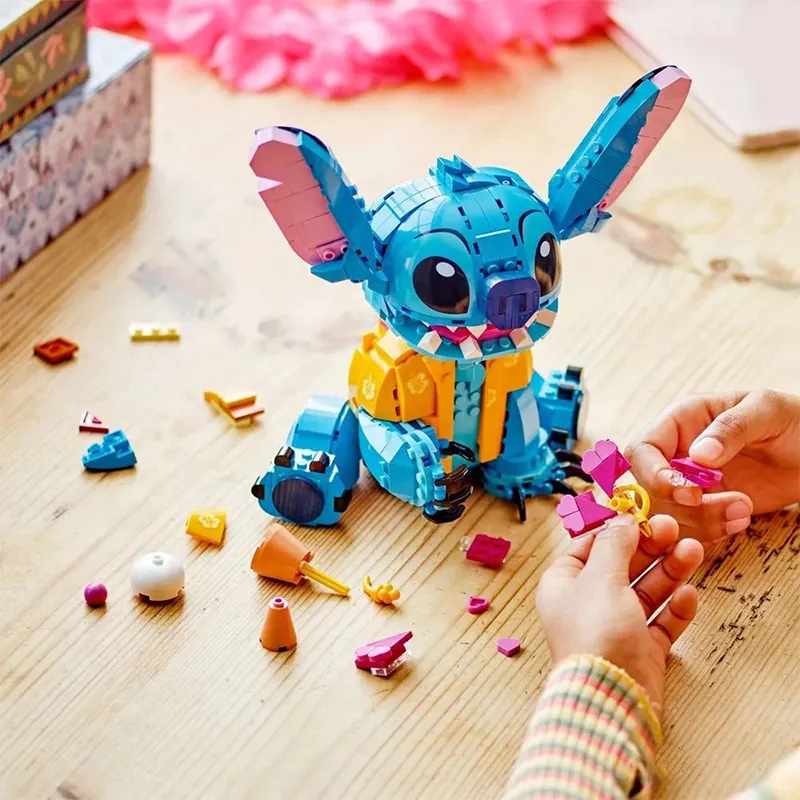 LEGO Stitch-5