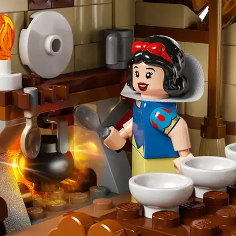 LEGO Snow White And The Seven Dwarfs' Cottage Building Blocks 43242-6