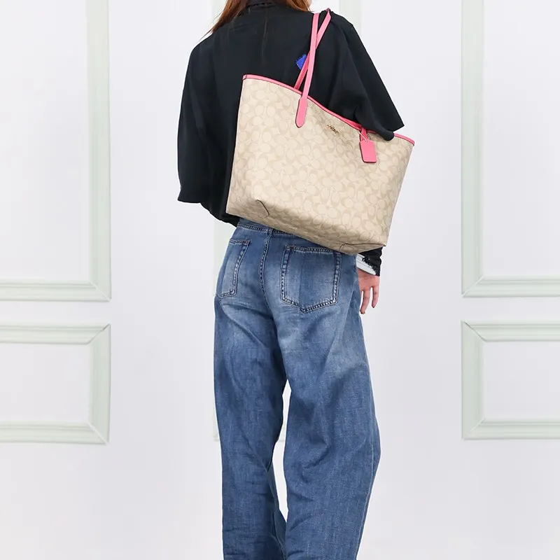 COACH City PVC Tote Bag, Shopping Bag, Handbag, Shoulder Bag Tubas Women's Milk Tea Monogram & Cherry Blossom Pink Edge-5