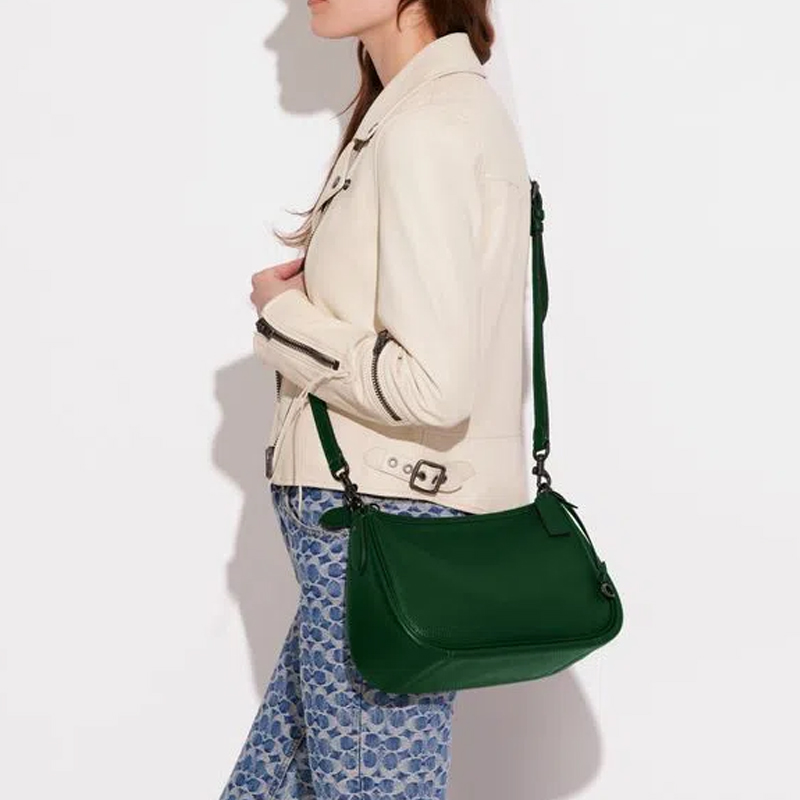 COACH Cary Crossbody Bags - POIZON
