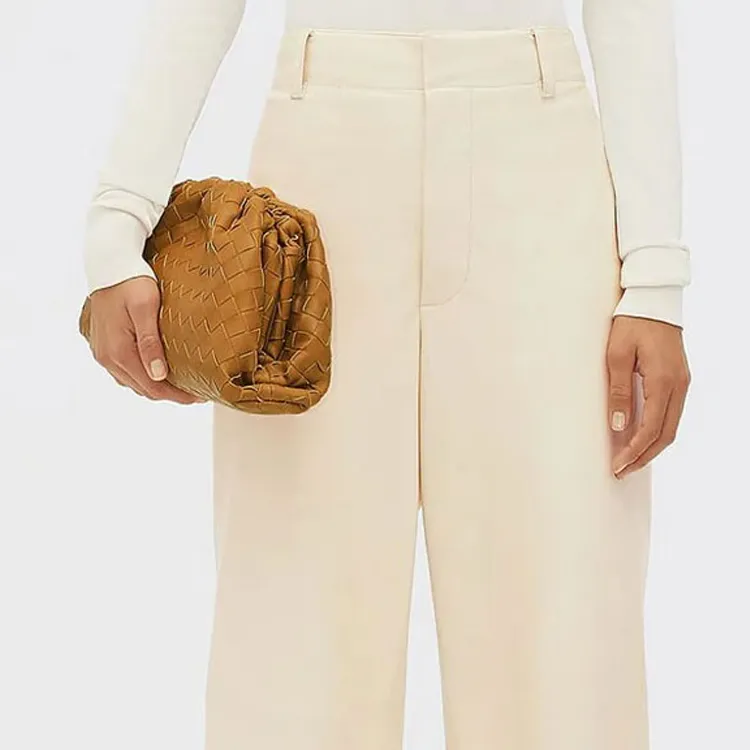 Bottega Veneta POUCH Cloud Bag Clutches-5