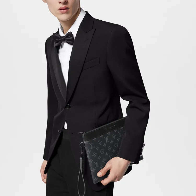 LOUIS VUITTON Pochette To Go-4