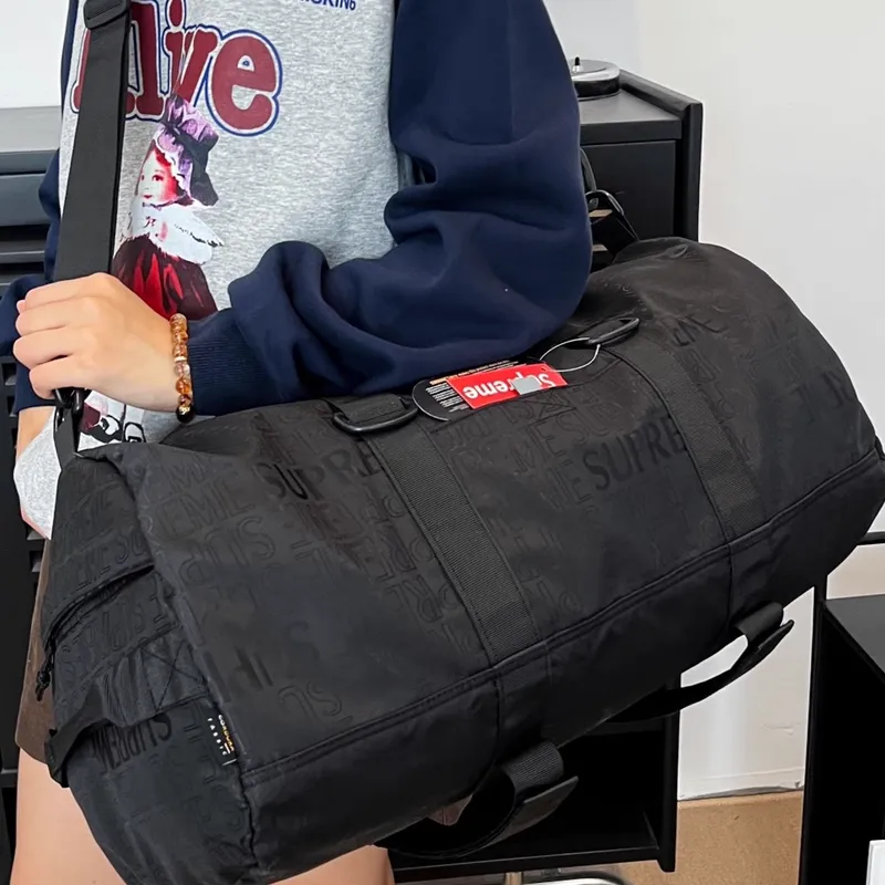 Supreme SS19 Nylon Gym Bag Travel Bag Unisex Black-3