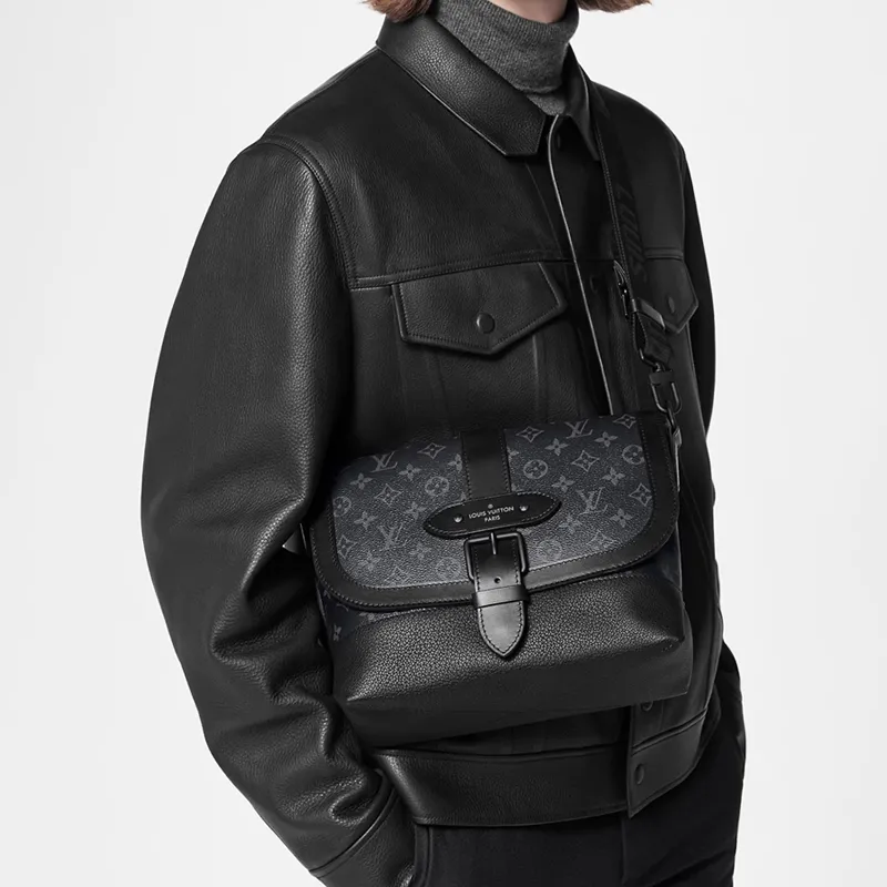 LOUIS VUITTON Saumur Canvas With Leather Trim Messenger Bag Shoulder Bag Crossbody Bag Regular Men's Black-6
