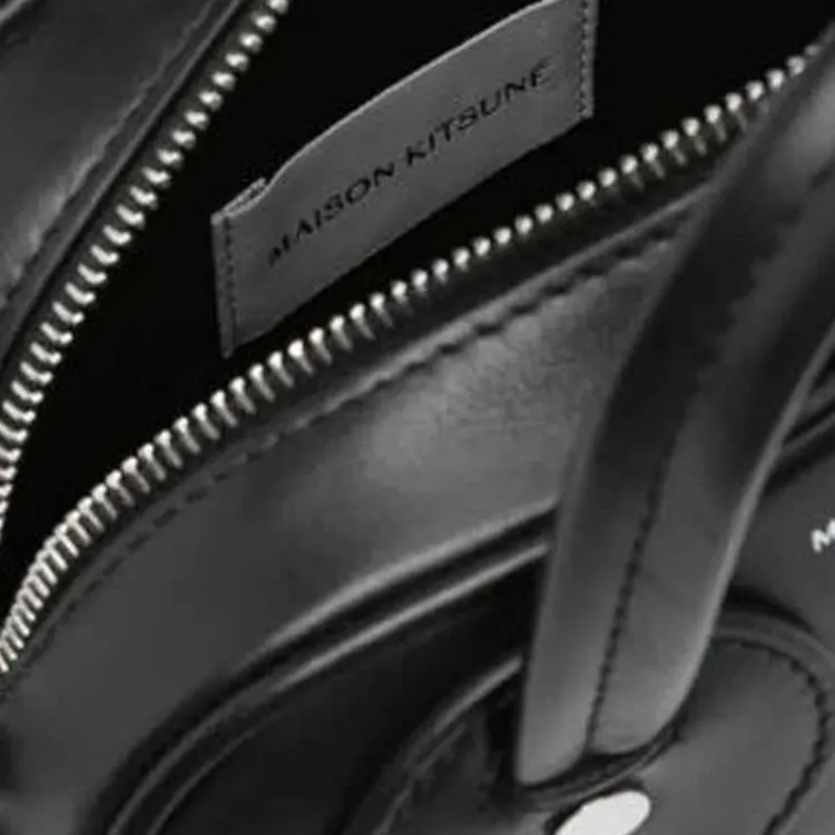 Maison Kitsune Calfskin Camera Bag, One Shoulder Handbag, Crossbody Bag Women's Black-2