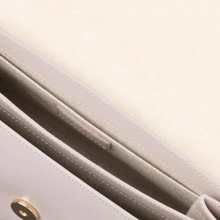 A.P.C Sarah Logo Detailed Shoulder Bag-3
