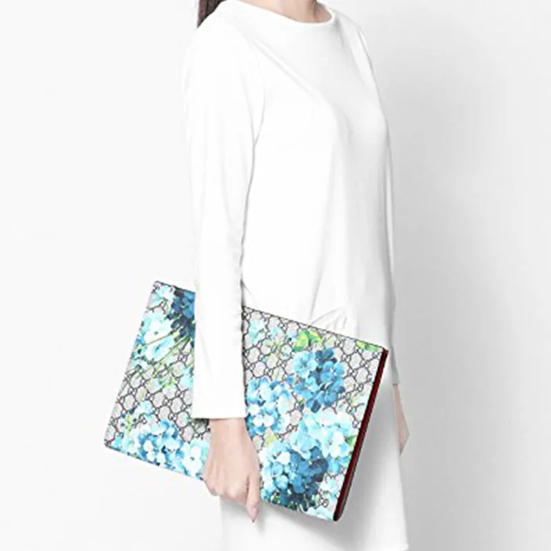 GUCCI Leather Clutch Women's Ebony/Sky Blue/Red-5