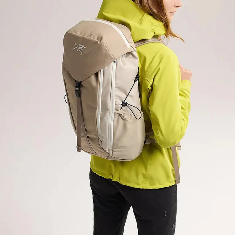 Arcteryx Mantis Recycled Polyester Backpack Regular Unisex Smoky Cliff-3