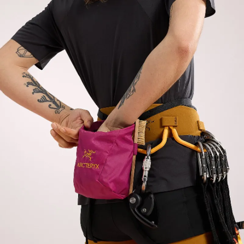 Arcteryx Nylon One Shoulder Crossbody Fanny Pack Regular Unisex Amaranth Red-3