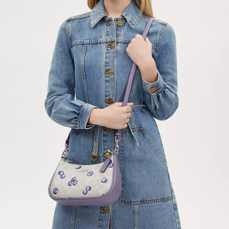 COACH Teri Blueberry Print Shoulder Bags Light Violet-4
