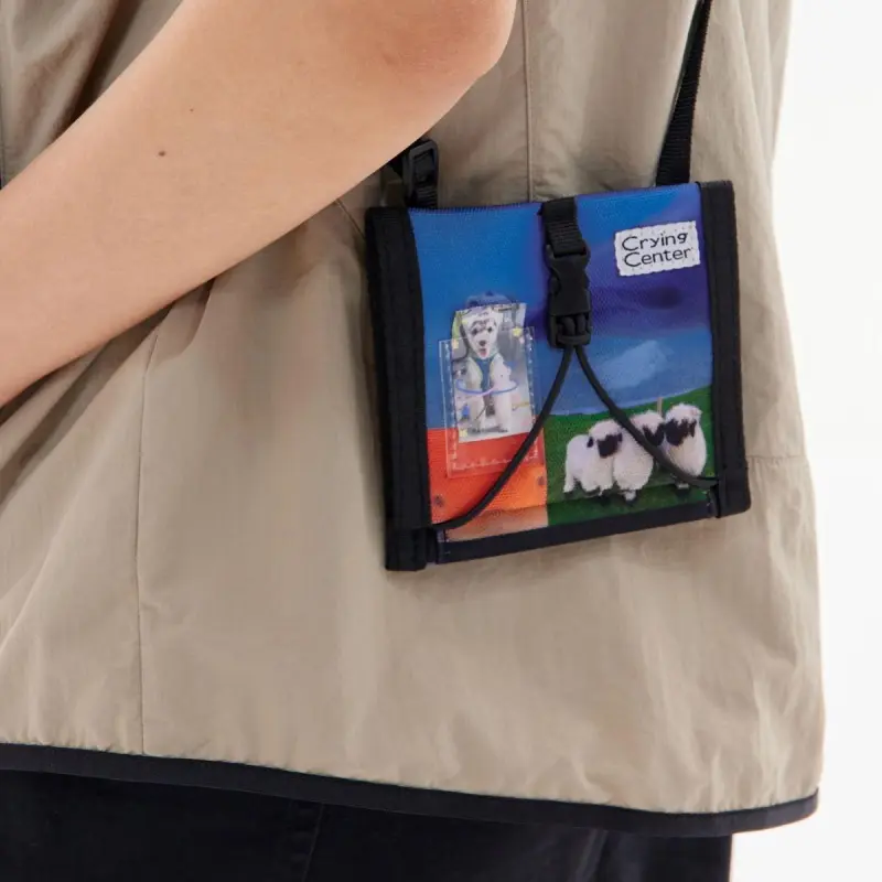 Crying Center Fabric Card Holder Regular Unisex Black-3