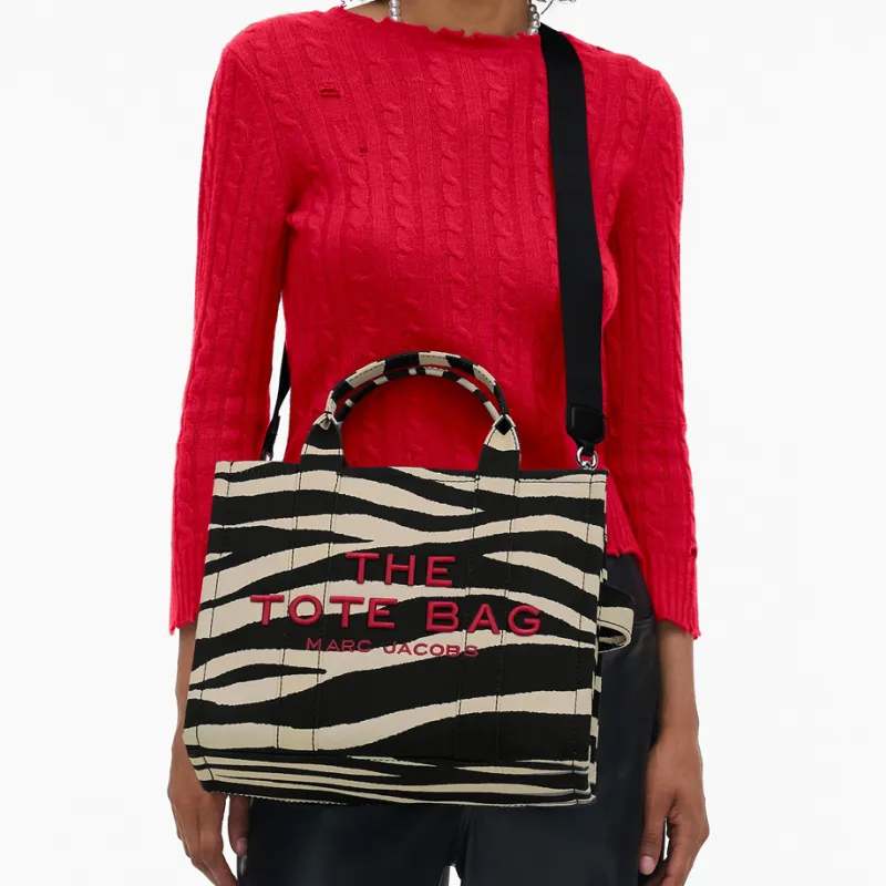 MARC JACOBS The Medium Sack Bag Black/White-4