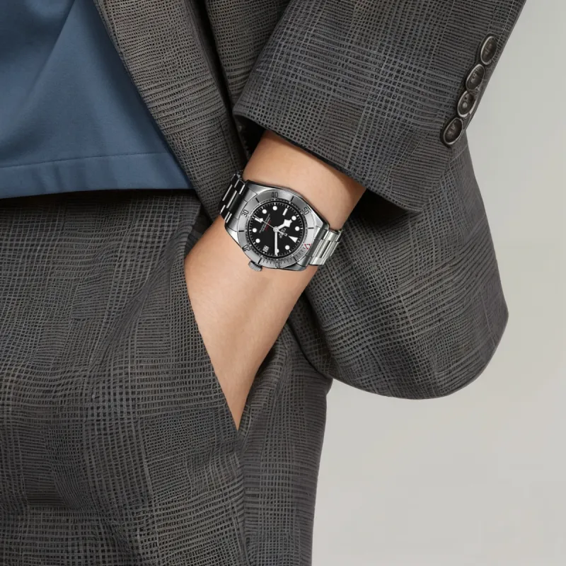 TUDOR Black Bay M79730-3