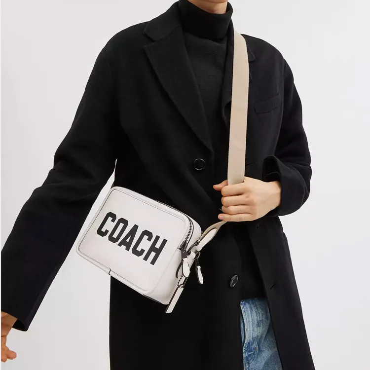 COACH Charter Soft Polished Pebbled Leather Shoulder Bag Crossbody Bag Medium Size Men's Chalk White-4