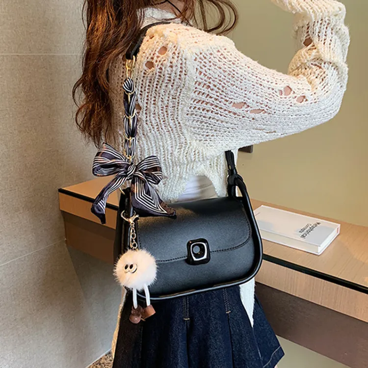 Dusen Kangaroo PU Shoulder Bag Medium Size Women's White/Black/Khaki-1