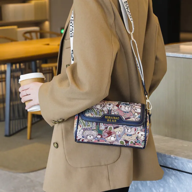ALOENEY Jacquard Crossbody Bag Regular Women's Brown/pink/navy Blue-7
