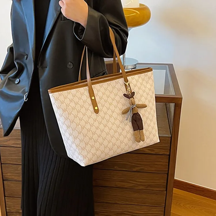 Dusen Kangaroo Pu Tote Bag, Shopping Bag, Shoulder Bag Regular Women's White/Black/Coffee-3