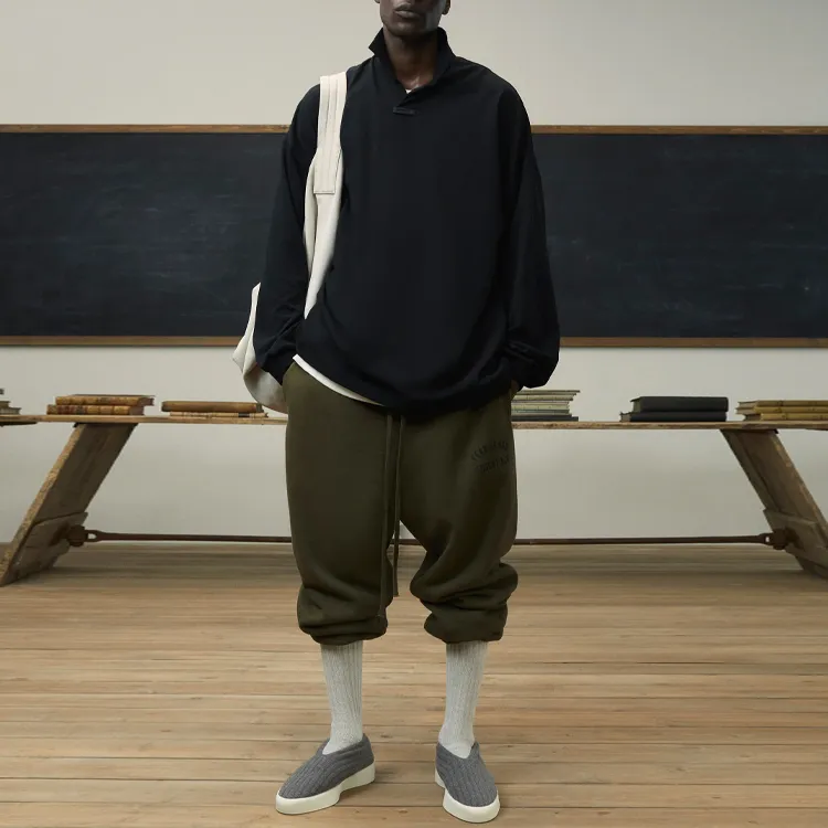 Fear Of God Essentials Fleece Essential Sweatpant-2