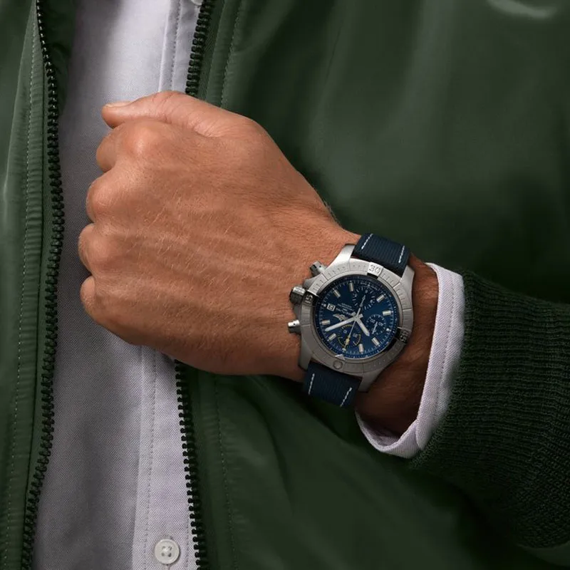 Breitling Avenger A13317101C1X1-4