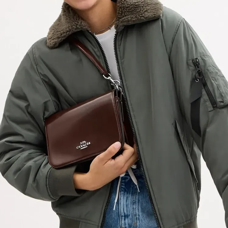 COACH Quinn Cow Leather Crossbody Bag, Shoulder Bag Trumpets Women's Maple Leaf-3