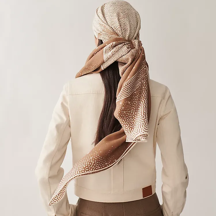 HERMES Clair De Lune Shawls Unisex-2