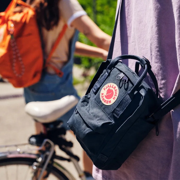 Fjallraven Kanken Vinylon Shoulder Bag, Crossbody Bag, Handbag Regular Unisex Black-3